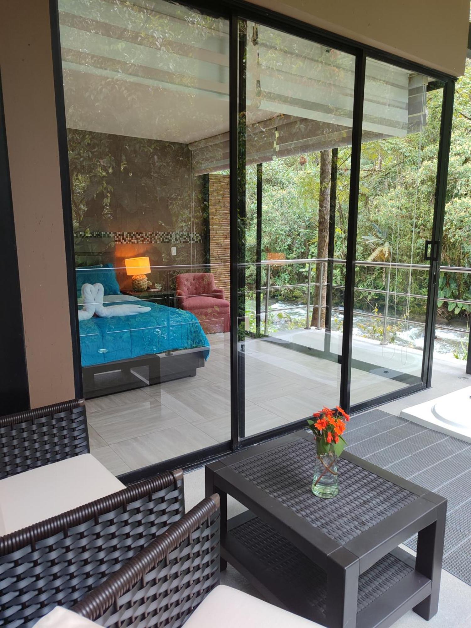 Mindo Garden Lodge And Wildlife Reserve Extérieur photo